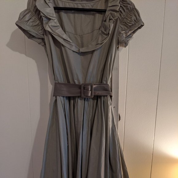 Grey vintage dress from Zara - Picture 1 of 3